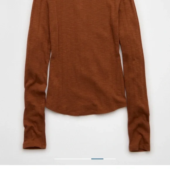 American Eagle Long Sleeve Henley T-Shirt - Picture 2 of 3